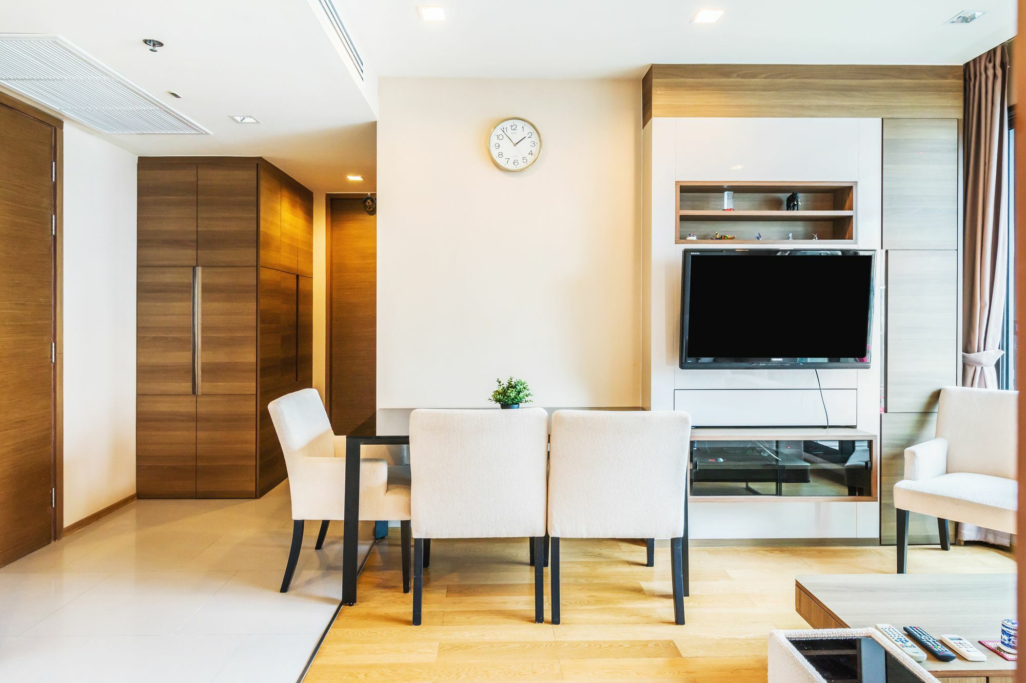 The Address Sathorn By Favstay Bangkok Exterior foto